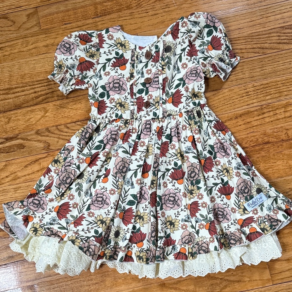 Charming Floral Kids Dress with Lace Hem